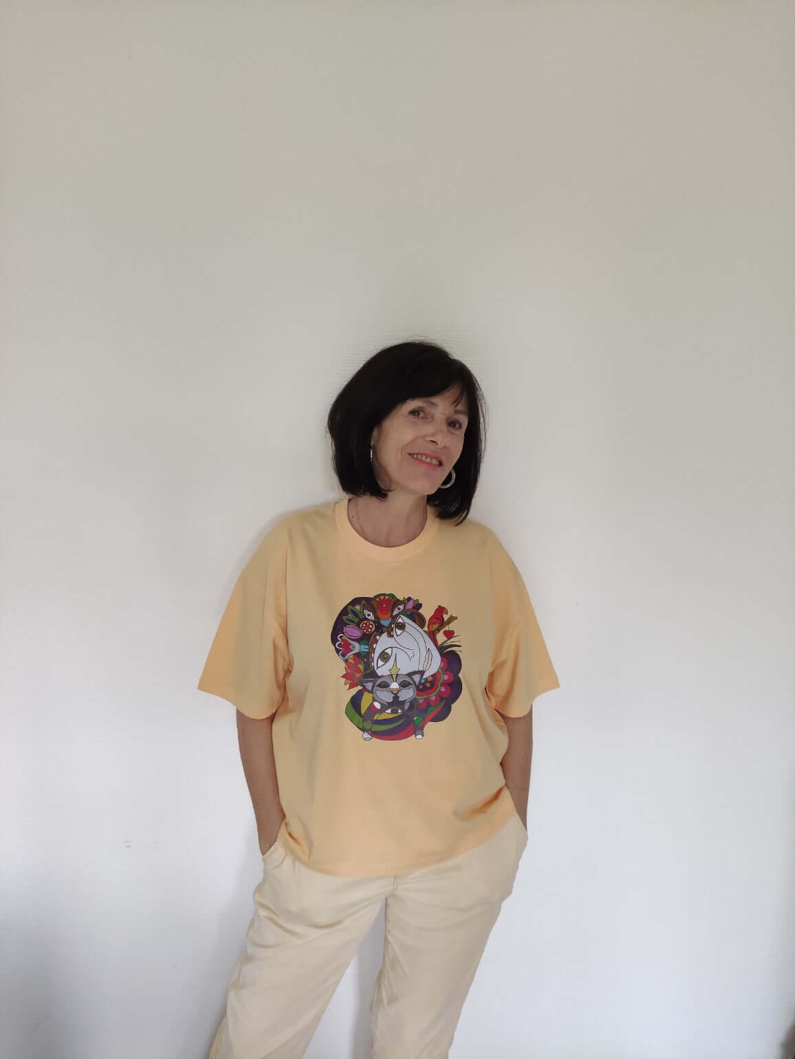 T-shirt Coton bio Femme - Illustration feutres Aquarelle- "Sous le chapeau... des merveilles"