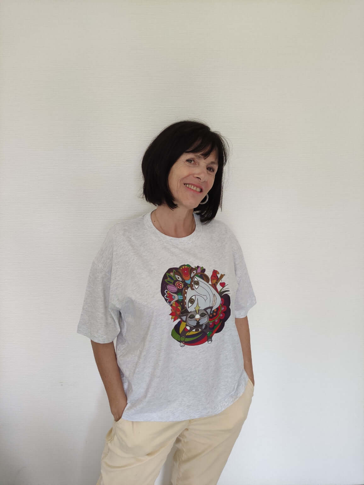 T-shirt Coton bio Femme - Illustration feutres Aquarelle- "Sous le chapeau... des merveilles"