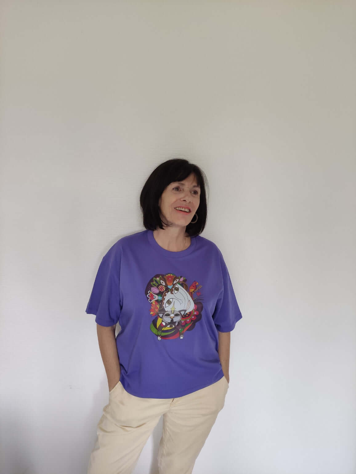 T-shirt Coton bio Femme - Illustration feutres Aquarelle- "Sous le chapeau... des merveilles"